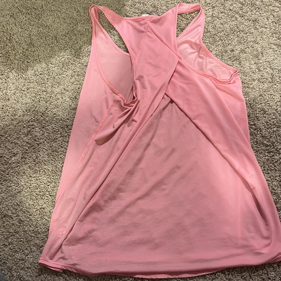 lululemon pink tank - Picture 2 of 2